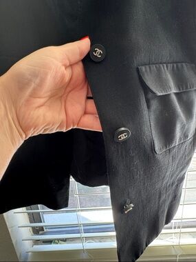 CHANEL Black Sleeveless Wool-Blend Vest with Signature CC Buttons